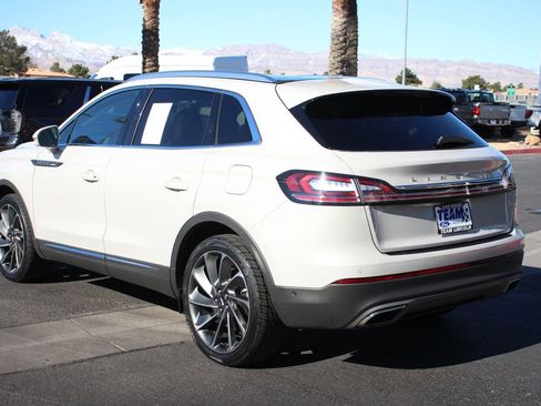 Certified 2022 Lincoln Nautilus Reserve w/ Equipment Group 201A image 4