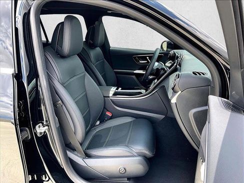 Certified 2026 Mercedes-Benz GLC 300 image 9