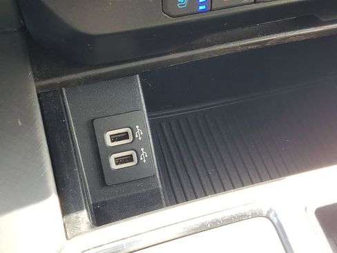 Used 2019 Ford F150 Limited AWD/4WD image 31