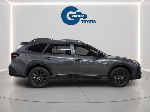 Used 2025 Subaru Outback Onyx Edition XT AWD/4WD image 6