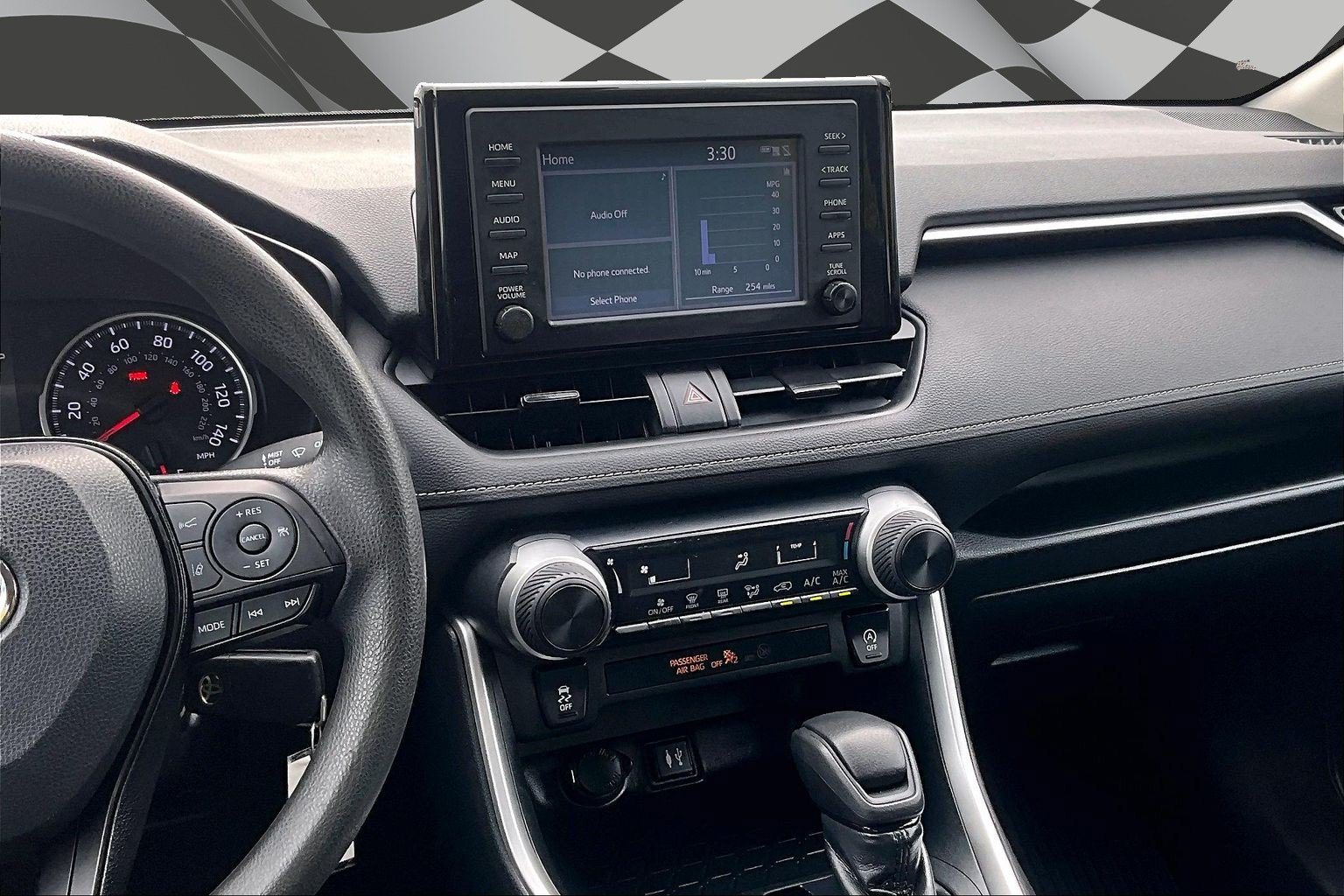 Used 2019 Toyota RAV4 LE AWD/4WD image 7