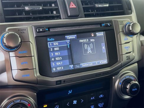 Used 2017 Toyota 4Runner Limited image 30