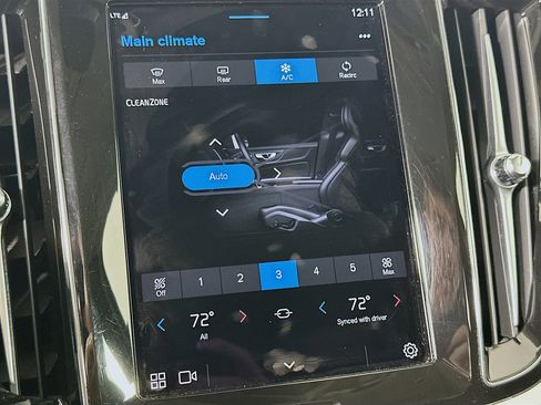 Used 2024 Volvo S60 B5 Core image 24