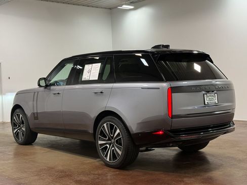 Used 2025 Land Rover Range Rover Long Wheelbase Autobiography AWD/4WD image 5