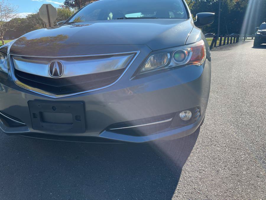 Used 2013 Acura ILX w/ Technology Package FWD image 11