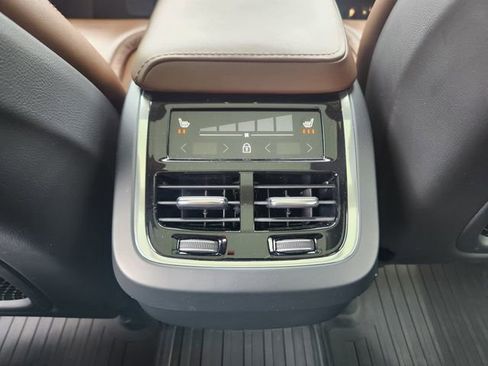 Used 2019 Volvo XC60 T5 Inscription w/ Protection Package image 13