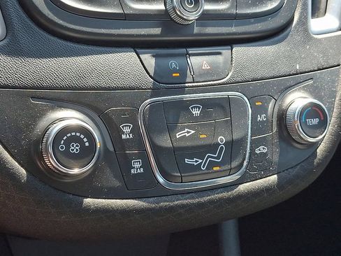 Used 2021 Chevrolet Malibu RS FWD image 15