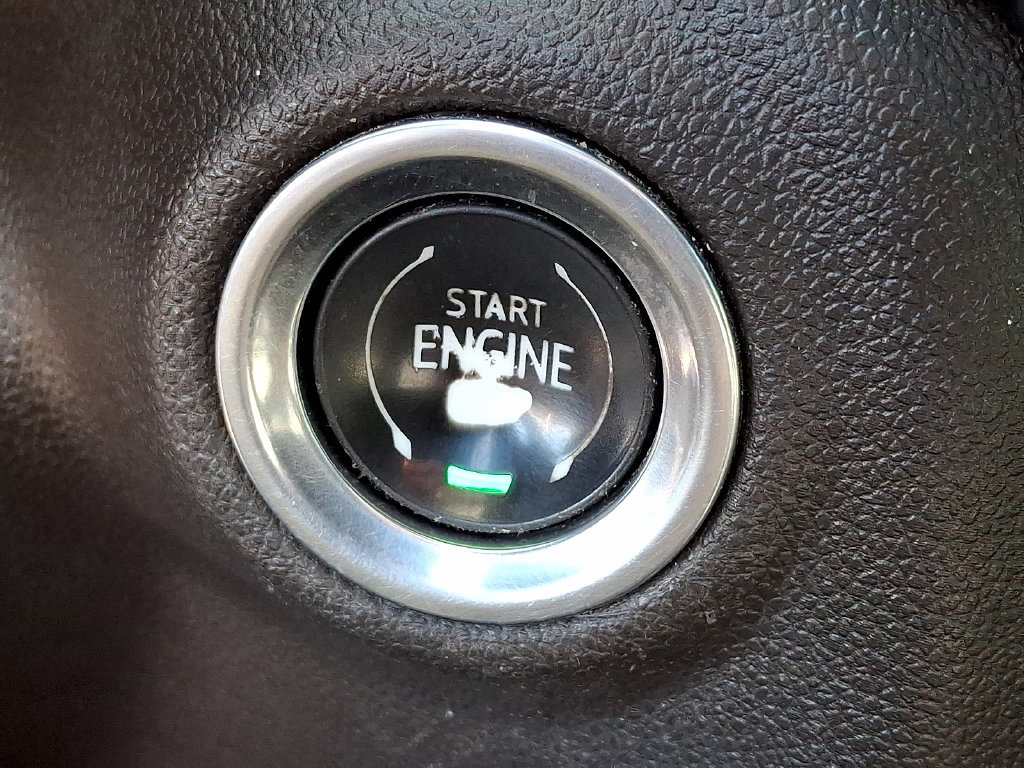 Used 2020 GMC Sierra 3500 Denali w/ Denali Ultimate Package AWD/4WD image 29