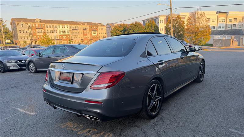 Used 2018 Mercedes-Benz E 300 image 14