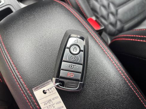 Used 2023 Ford Escape ST-Line Elite w/ Premium Technology Package image 27