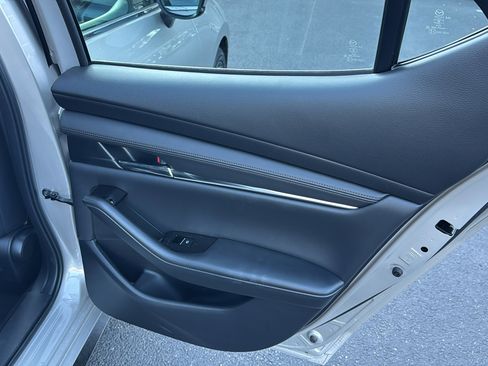 Certified 2025 MAZDA MAZDA3 s image 31