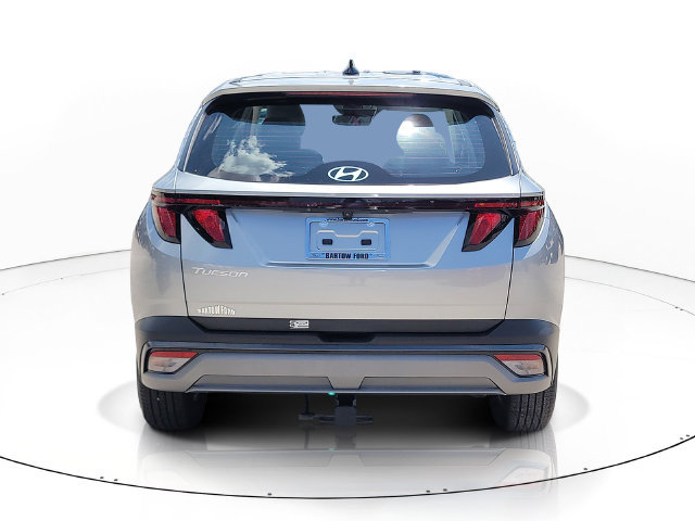 Used 2025 Hyundai Tucson SE FWD image 6