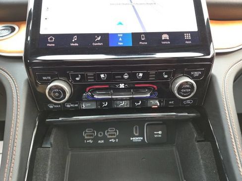Used 2022 Jeep Grand Cherokee Summit AWD/4WD image 68