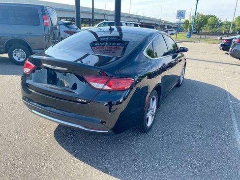 Used 2015 Chrysler 200 Limited w/ Convenience Group FWD image 11