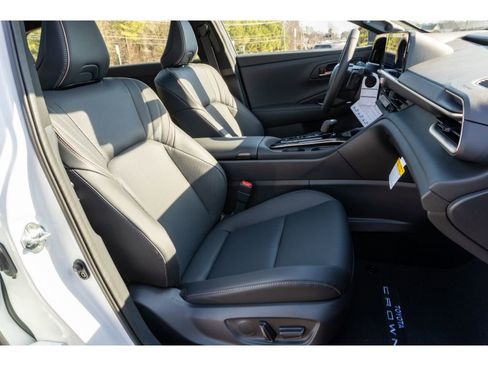 New 2025 Toyota Crown Signia Limited image 16