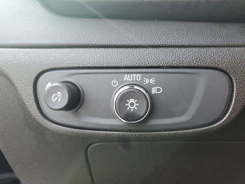 Used 2023 Chevrolet Bolt EUV Premier w/ Super Cruise Package image 21