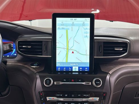 Used 2020 Ford Explorer Platinum w/ Premium Technology Package image 10