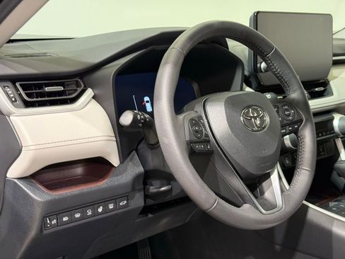 Used 2023 Toyota RAV4 Limited AWD/4WD image 17
