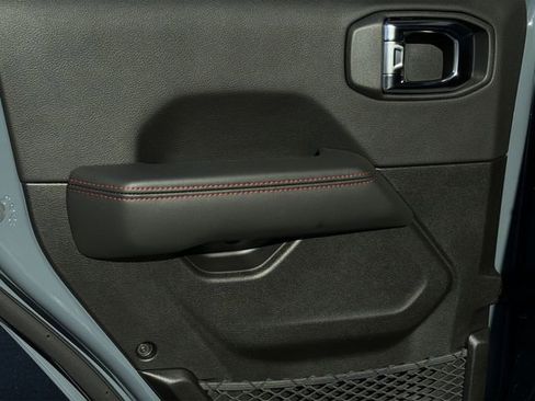 New 2026 Jeep Gladiator Rubicon AWD/4WD image 19