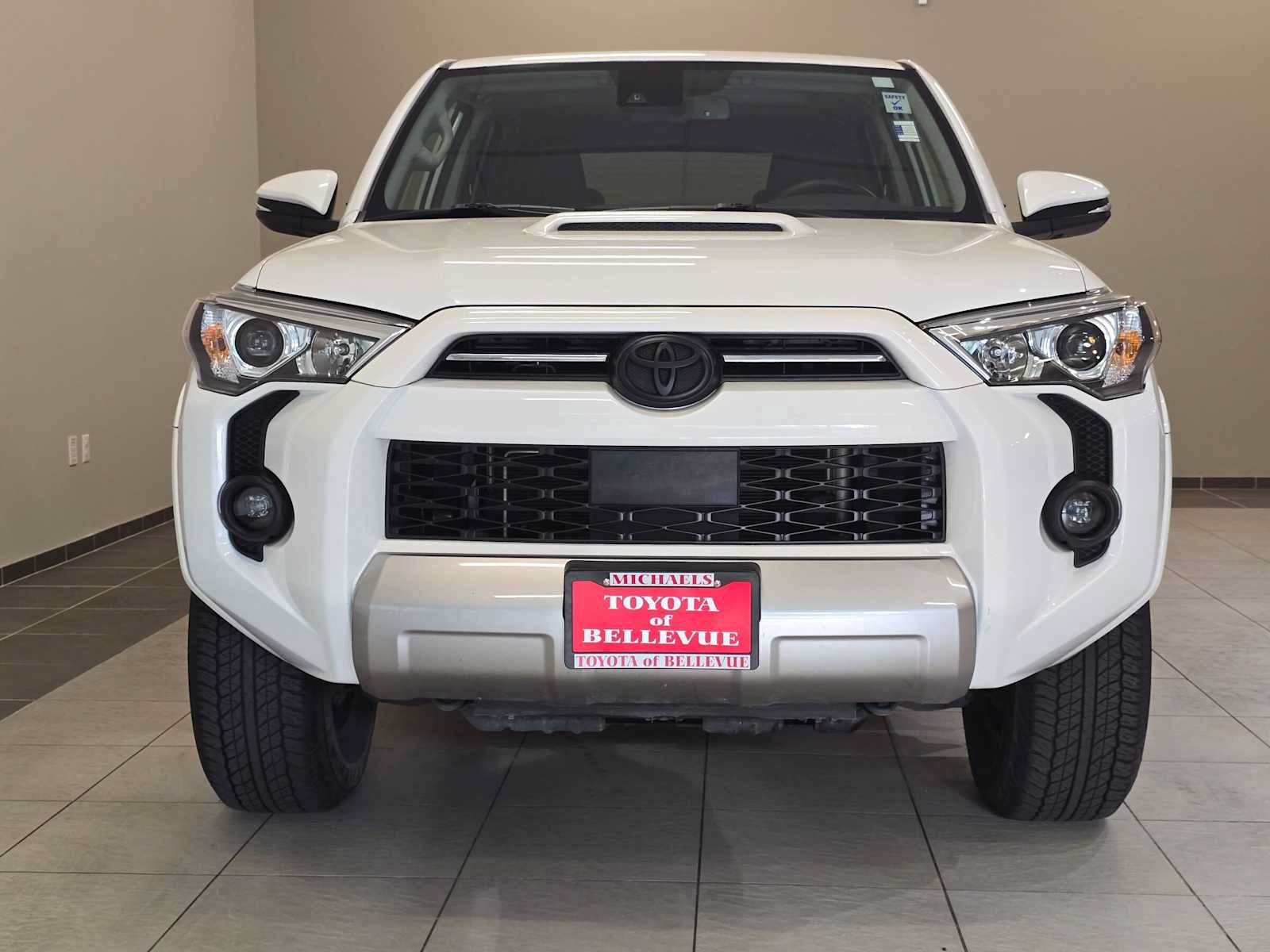 Certified 2024 Toyota 4Runner TRD Off-Road Premium w/ Moonroof Package AWD/4WD image 6