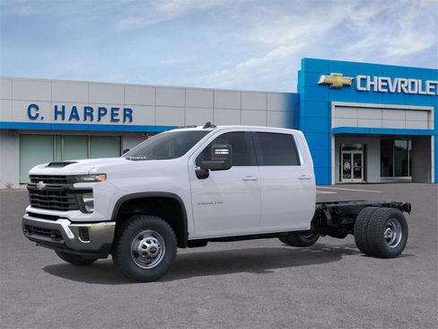 New 2025 Chevrolet Silverado 3500 W/T w/ WT Convenience Package image 2