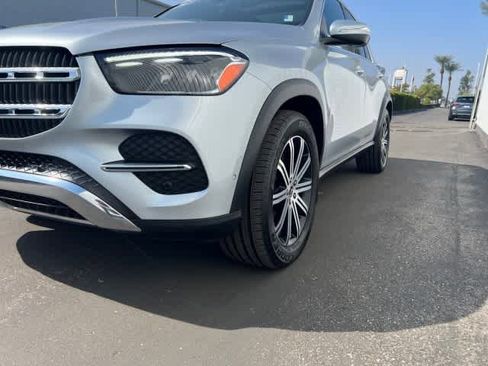 Certified 2025 Mercedes-Benz GLE 450 4MATIC image 9