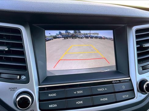 Used 2018 Hyundai Tucson Value w/ Cargo Package FWD image 21