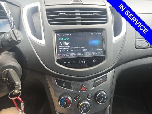 Used 2016 Chevrolet Trax LTZ AWD/4WD image 8