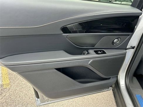 New 2025 Lincoln Nautilus Premier w/ Equipment Group 102A image 15