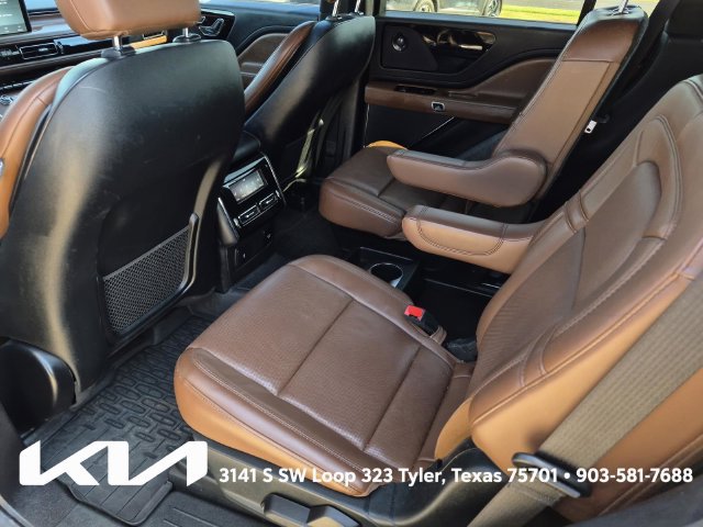 Used 2021 Lincoln Aviator Reserve w/ Elements Package Plus RWD image 22