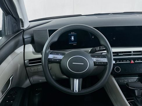 Used 2025 Hyundai Tucson SEL image 17