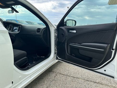 Used 2022 Dodge Charger SXT image 15