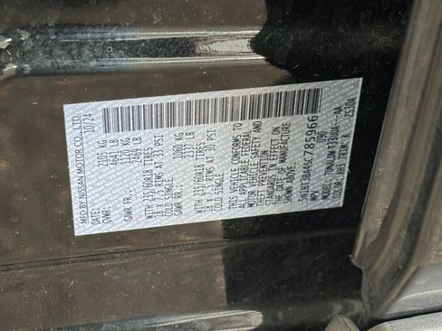 Used 2025 Nissan Rogue SV FWD image 29
