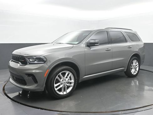 Used 2025 Dodge Durango GT AWD/4WD image 4