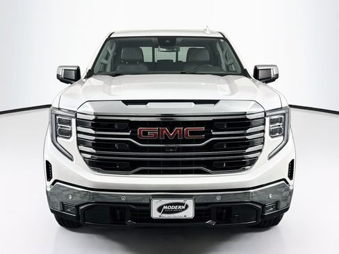 Used 2023 GMC Sierra 1500 SLT w/ SLT Premium Plus Package AWD/4WD image 7
