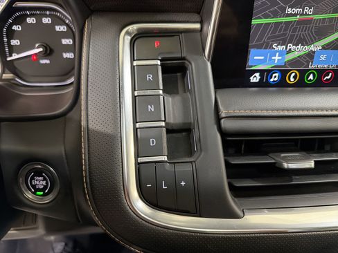 Used 2021 GMC Yukon AT4 w/ Rear Media and Nav Package image 21