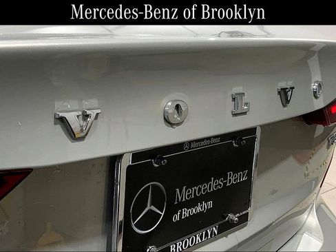 Used 2021 Volvo S60 T5 Momentum image 31