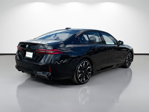 New 2026 BMW 530i w/ M Sport Package image 3