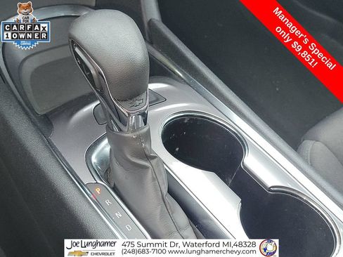 Used 2023 Chevrolet Malibu LT w/ Driver Confidence Package FWD image 17