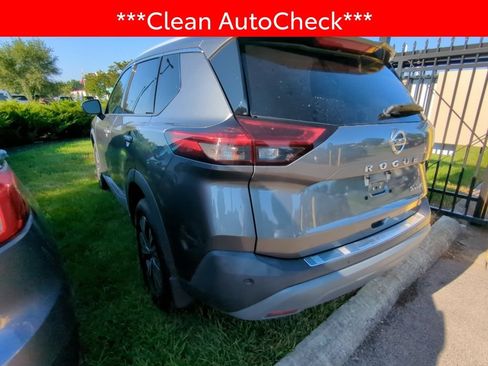 Used 2021 Nissan Rogue SV w/ Premium Package AWD/4WD image 4