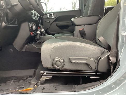 New 2026 Jeep Gladiator Willys AWD/4WD image 25