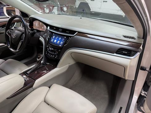 Used 2013 Cadillac XTS Platinum w/ Driver Assist Package FWD image 9