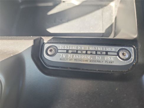 Used 2022 Ford Bronco Wildtrak image 31