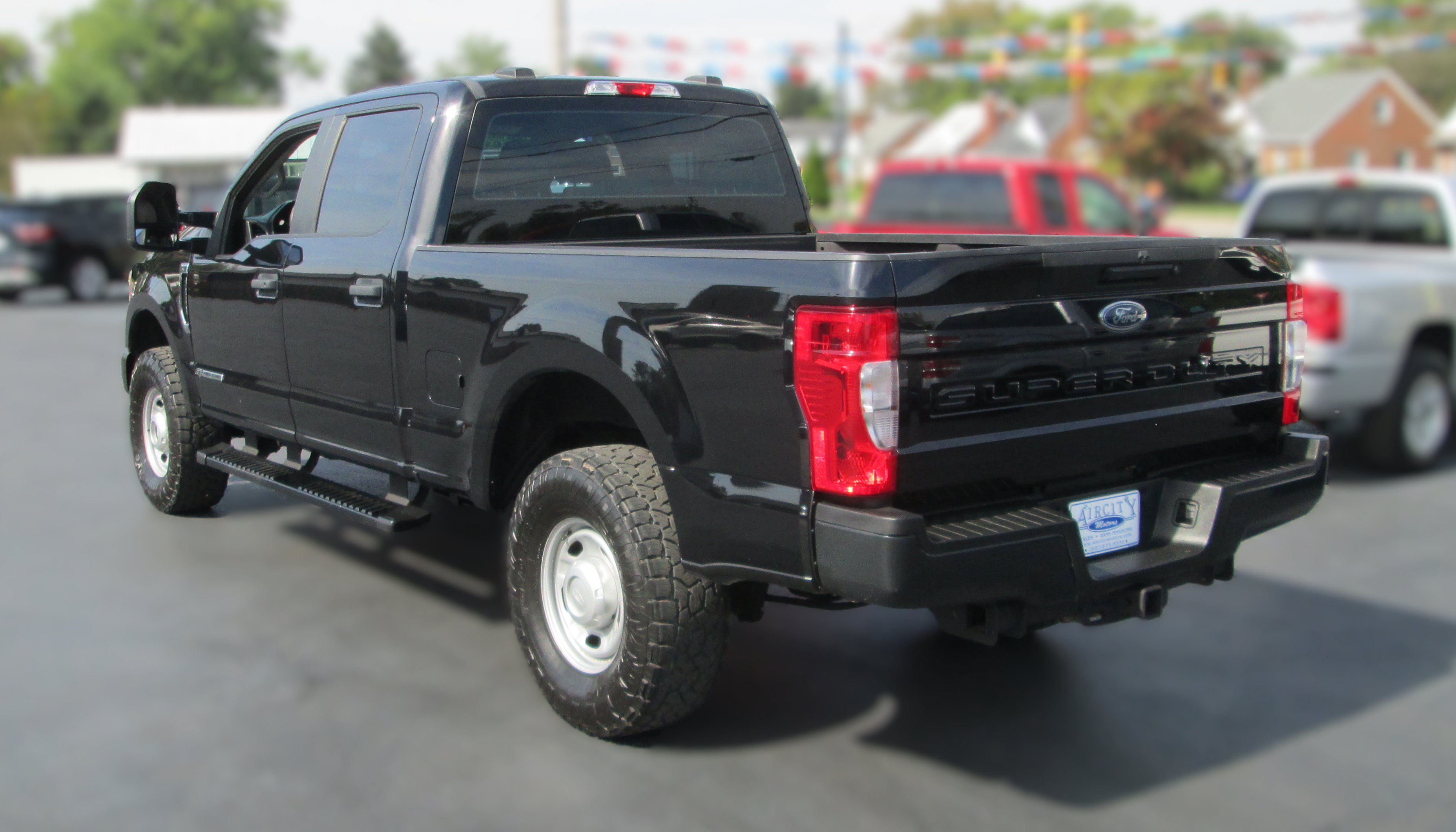 Used 2020 Ford F250 XL w/ FX4 Off-Road Package AWD/4WD image 6