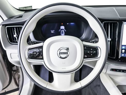 Certified 2024 Volvo XC60 B5 Ultimate w/ Climate Package AWD/4WD image 11