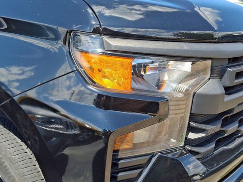 Used 2022 Chevrolet Silverado 1500 Custom AWD/4WD image 12