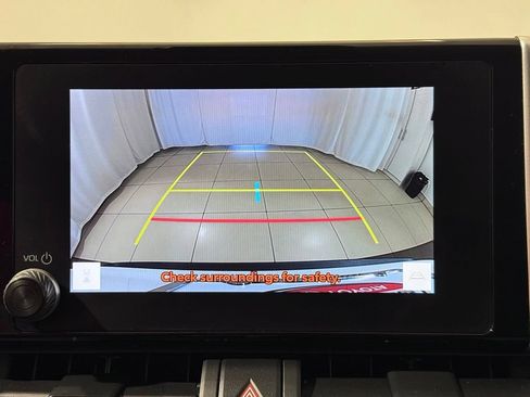Certified 2025 Toyota RAV4 XLE AWD/4WD image 27