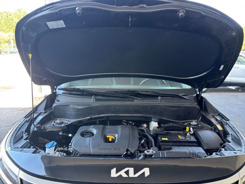 Used 2025 Kia Seltos S FWD image 34