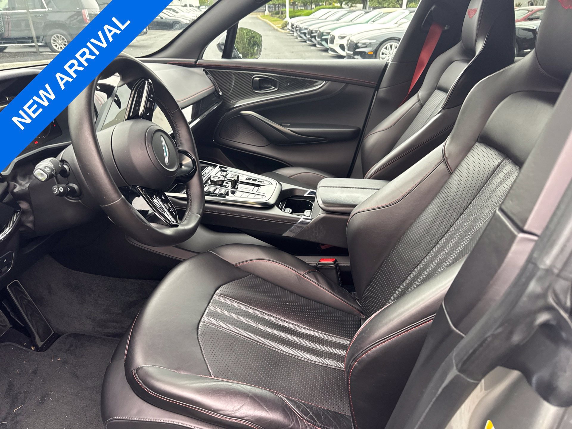 Used 2025 Aston Martin DBX 707 AWD/4WD image 6