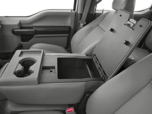 Used 2018 Ford F250 XL w/ STX Appearance Package image 9